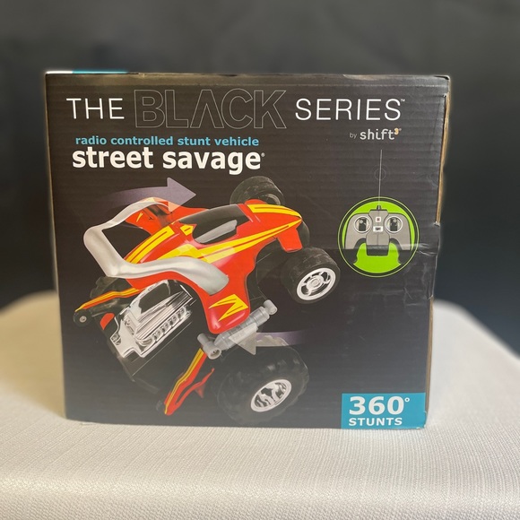 Radio controlled stunt vehicle - Picture 4 of 14